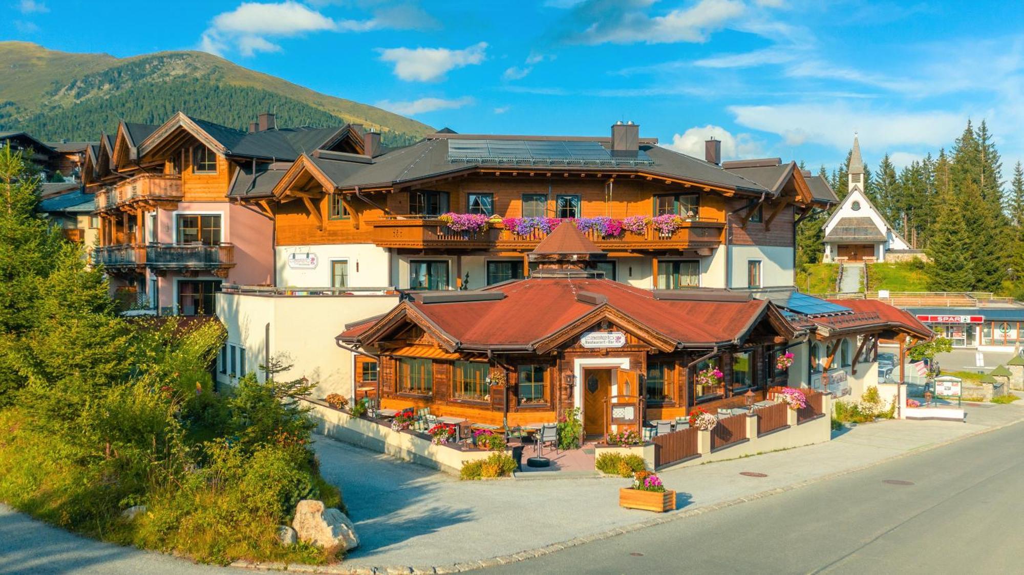 Biohotel Castello Koenigsleiten Кёнигслайтен Экстерьер фото