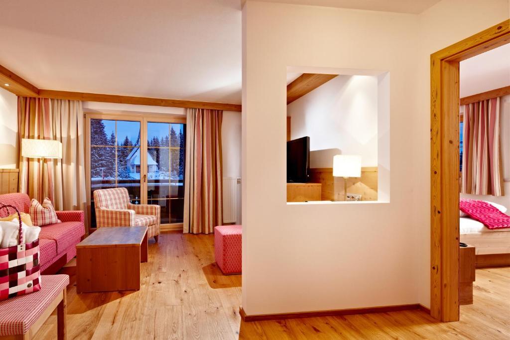 Biohotel Castello Koenigsleiten Кёнигслайтен Номер фото