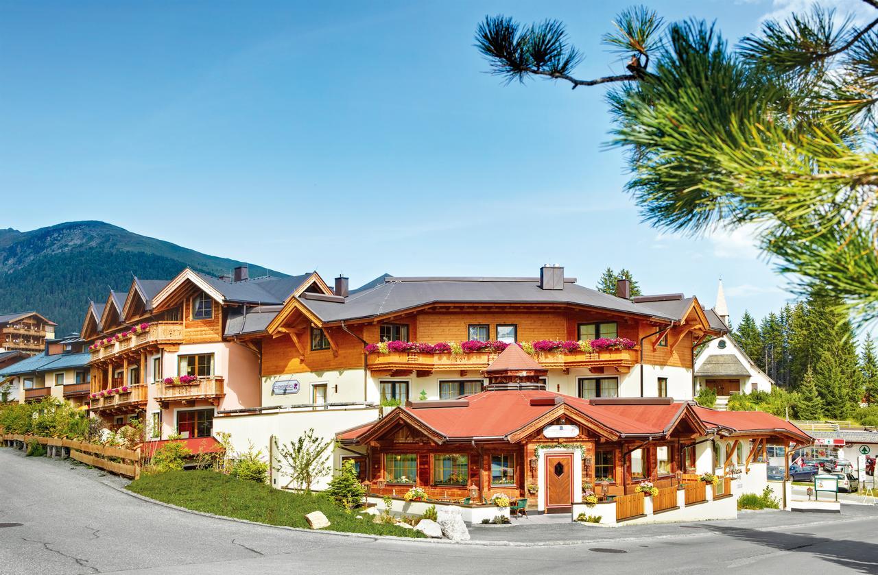 Biohotel Castello Koenigsleiten Кёнигслайтен Экстерьер фото